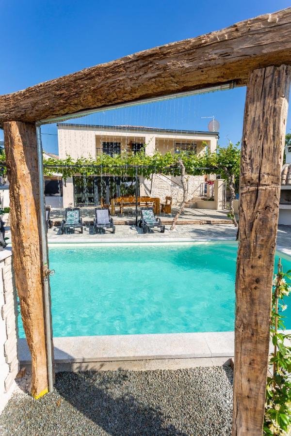 Žminj House With Pool Poli Stare Nuoniヴィラ エクステリア 写真