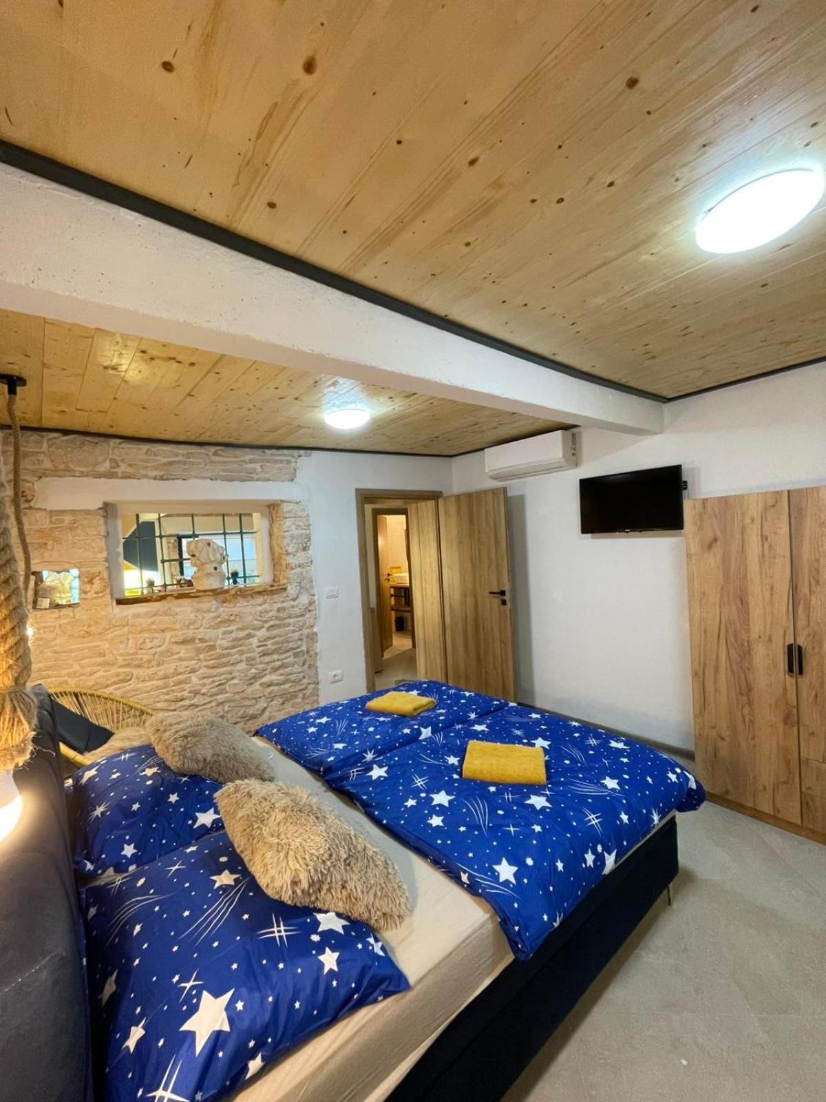 Žminj House With Pool Poli Stare Nuoniヴィラ エクステリア 写真